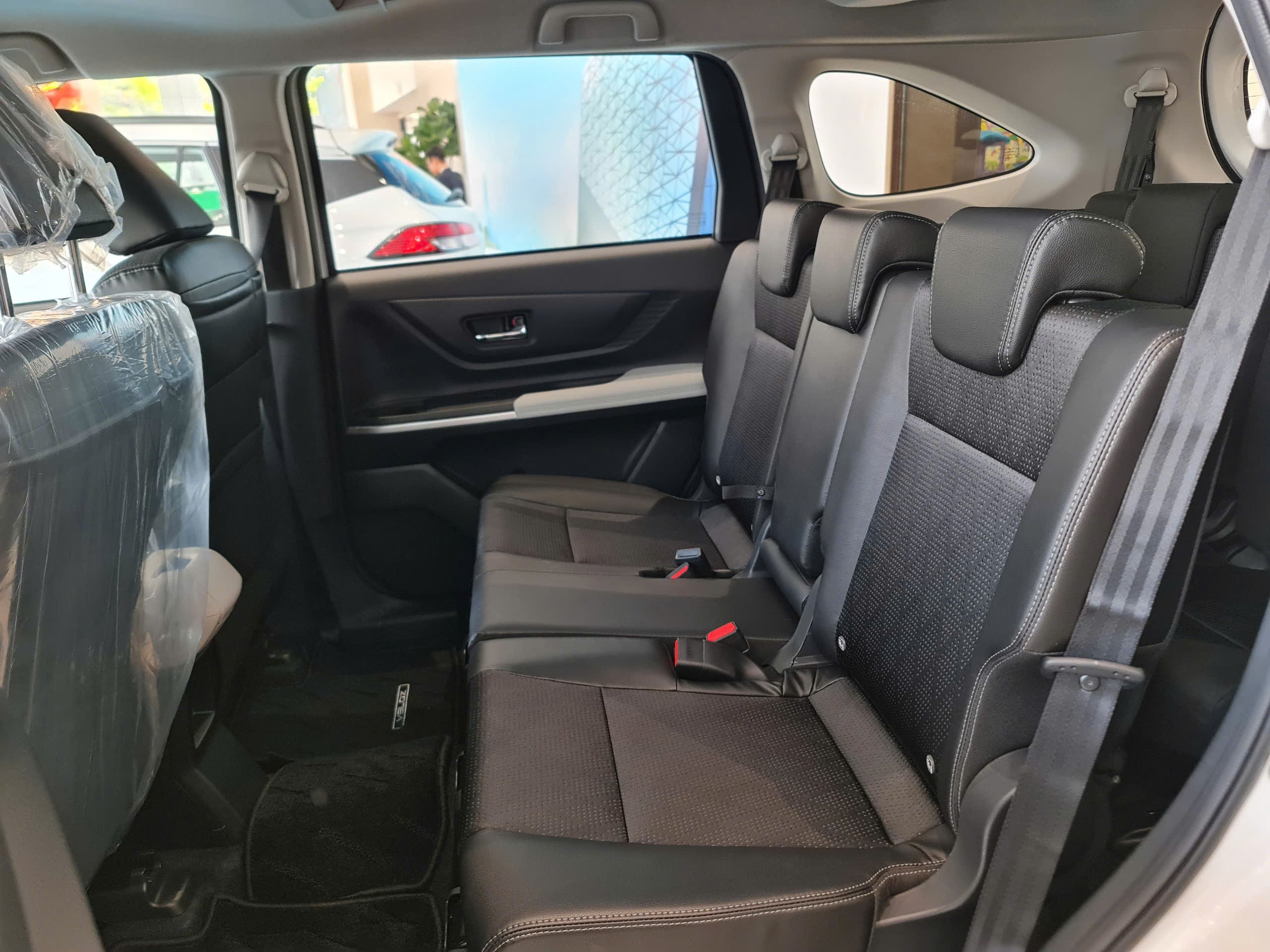 Nội thất Toyota Veloz 2025