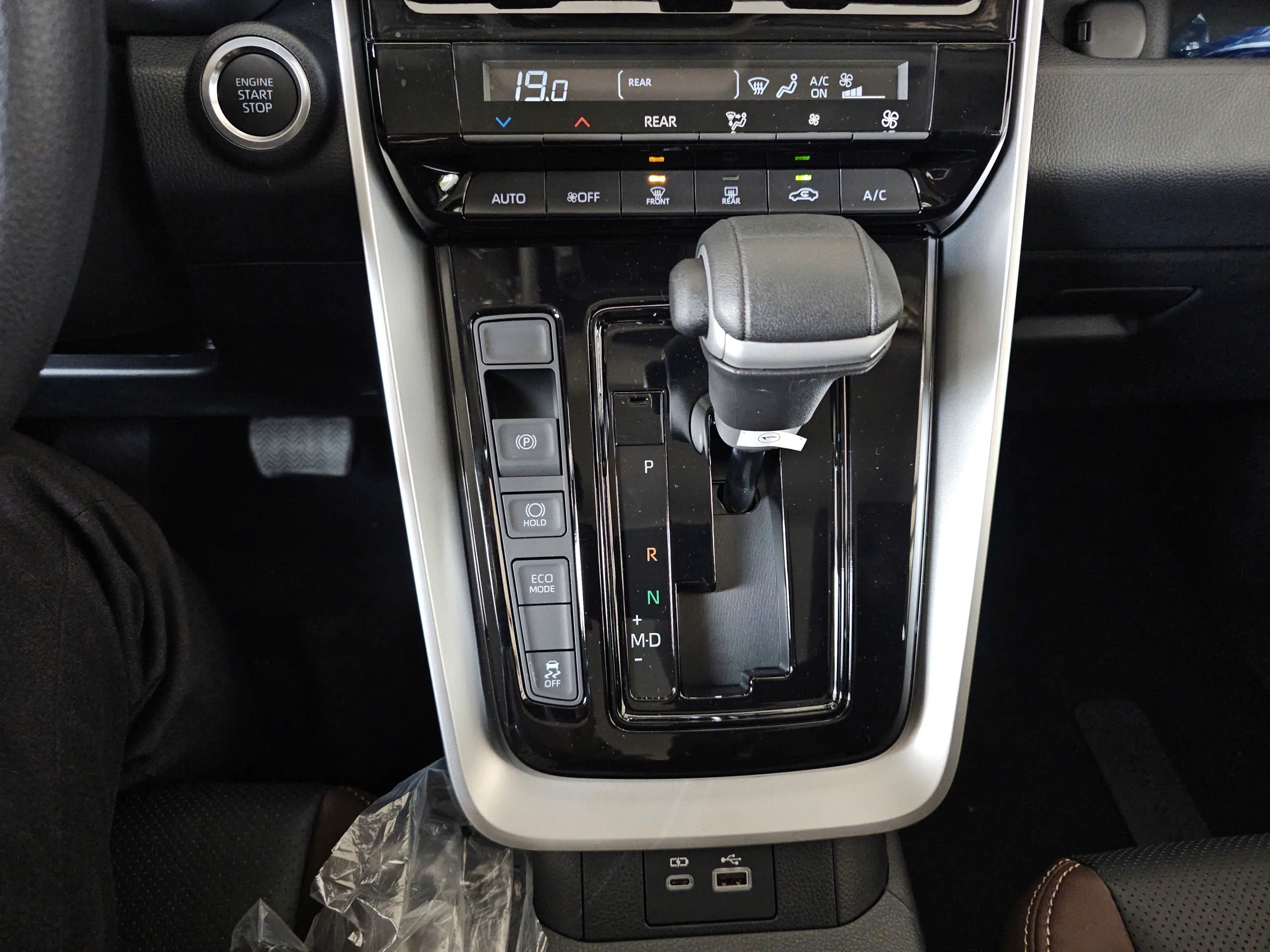 Hop so Innova Cross G tai Bac Ninh Toyota Innova Cross 2.0 G 2026 – Mẫu MPV dẫn đầu xu hướng mới