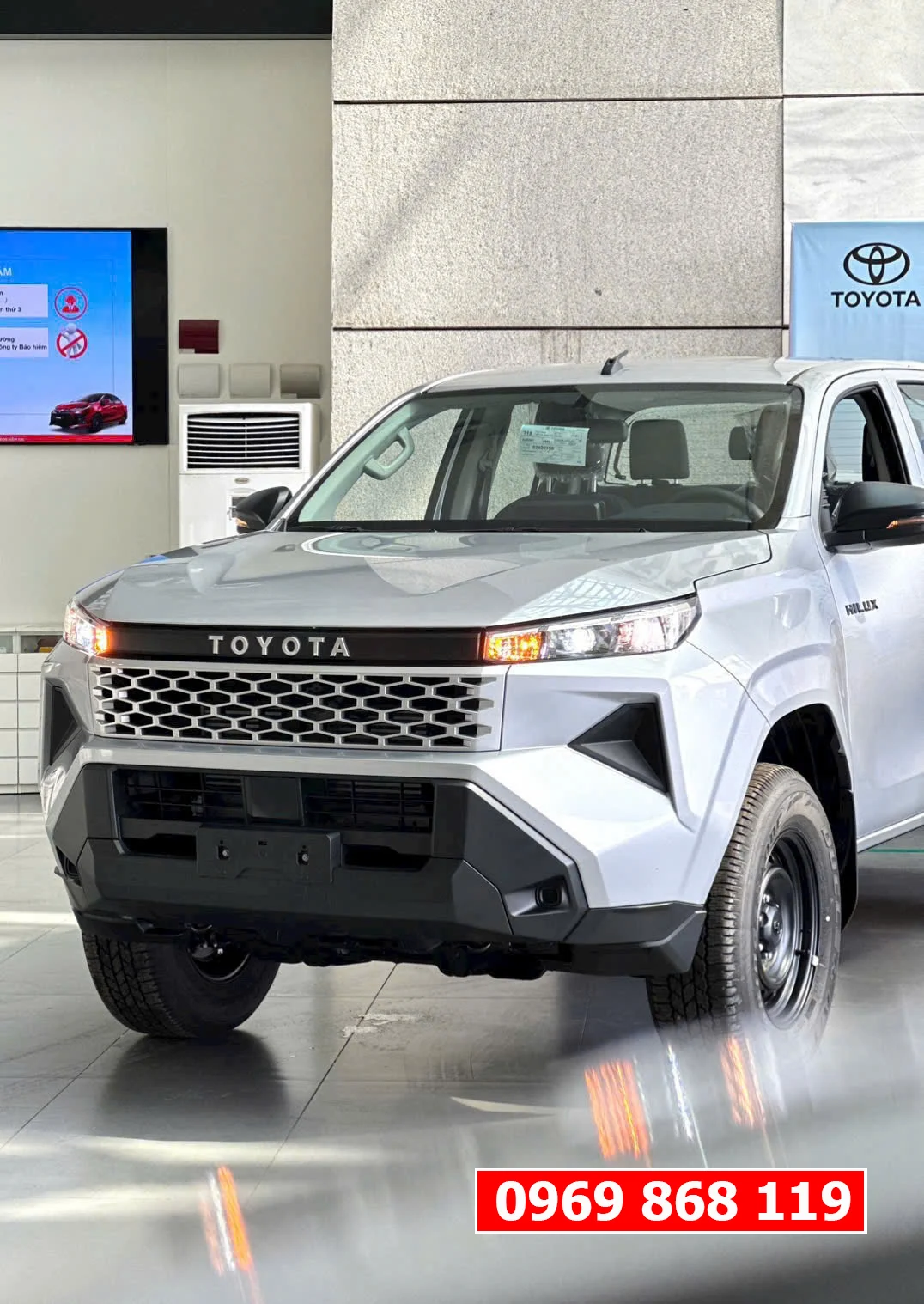 Đầu xe Toyota Hilux số sàn tại Bắc Ninh