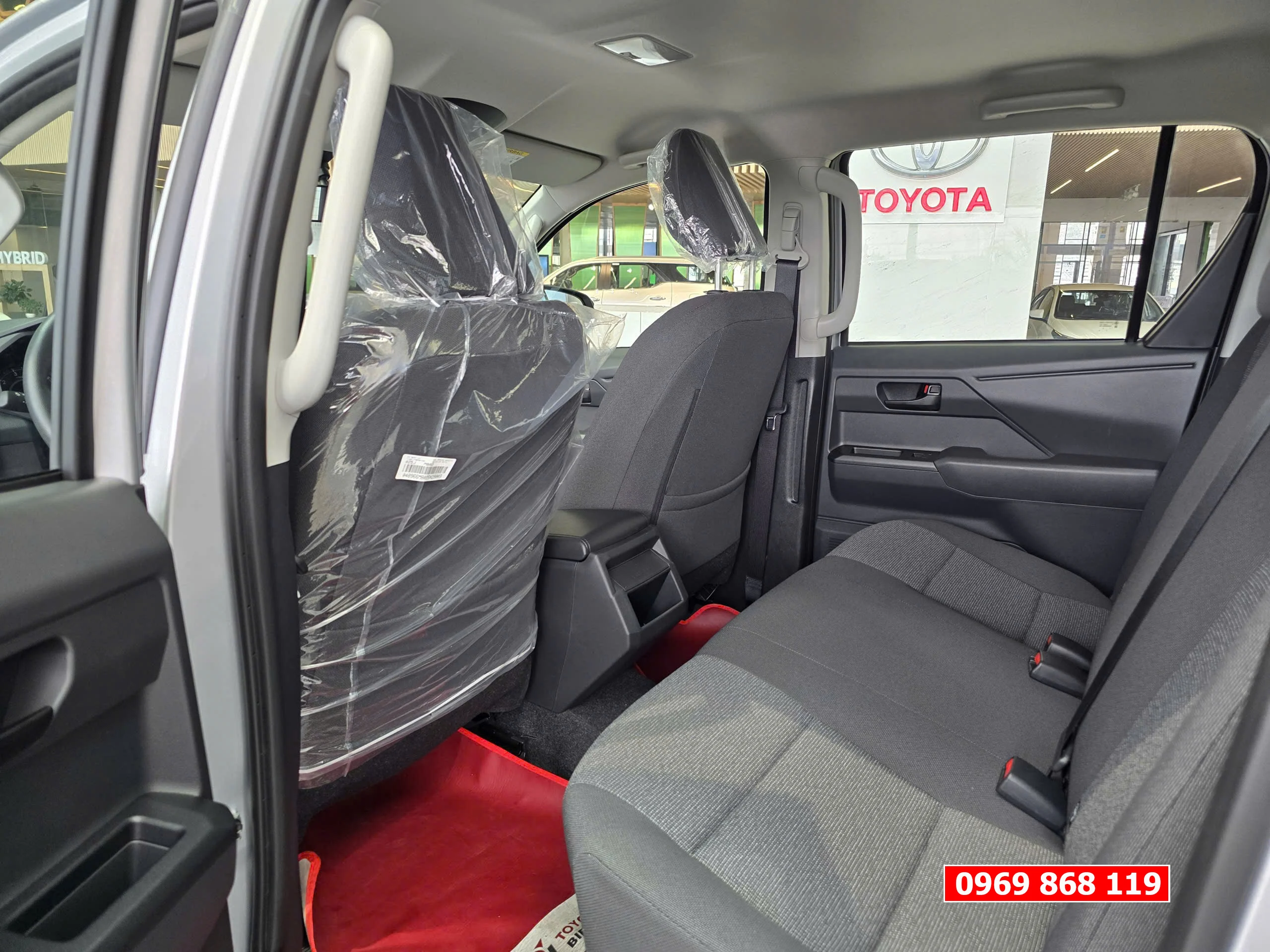 Ghế Hilux số sàn tại Bắc Ninh