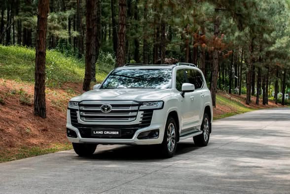 Toyota Land Cruiser HEV Bắc Ninh